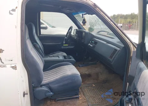 1994 Chevrolet Blazer K1500 from USA, damaged, VIN 1GNEK18K6RJ442291